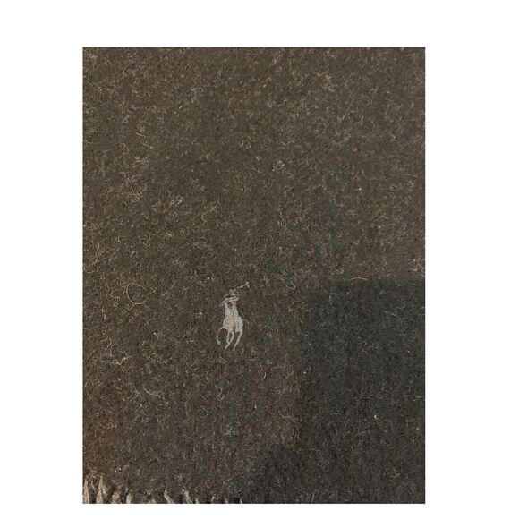 Ralph Lauren POLO Lambs Wool Two Sided Fringe Scarf - Picture 3 of 5